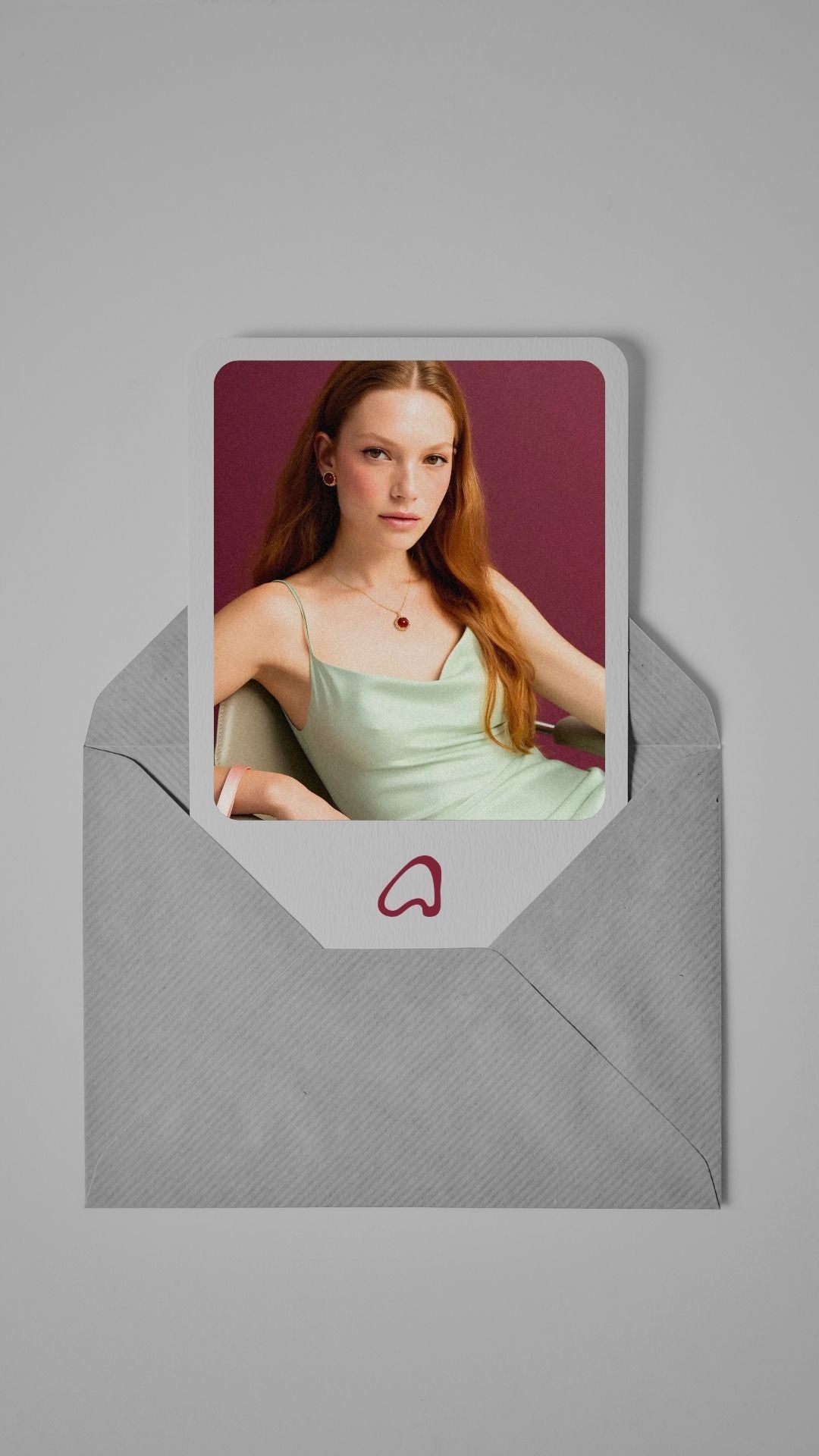 Atrani Studio campaign independant french jewerly brand based in paris,  bijoux francais, gifts for woman, cadeaux, bijoux, organic shapes inspired by the mediterranean, bubble design, italian french design, elegant jewerly