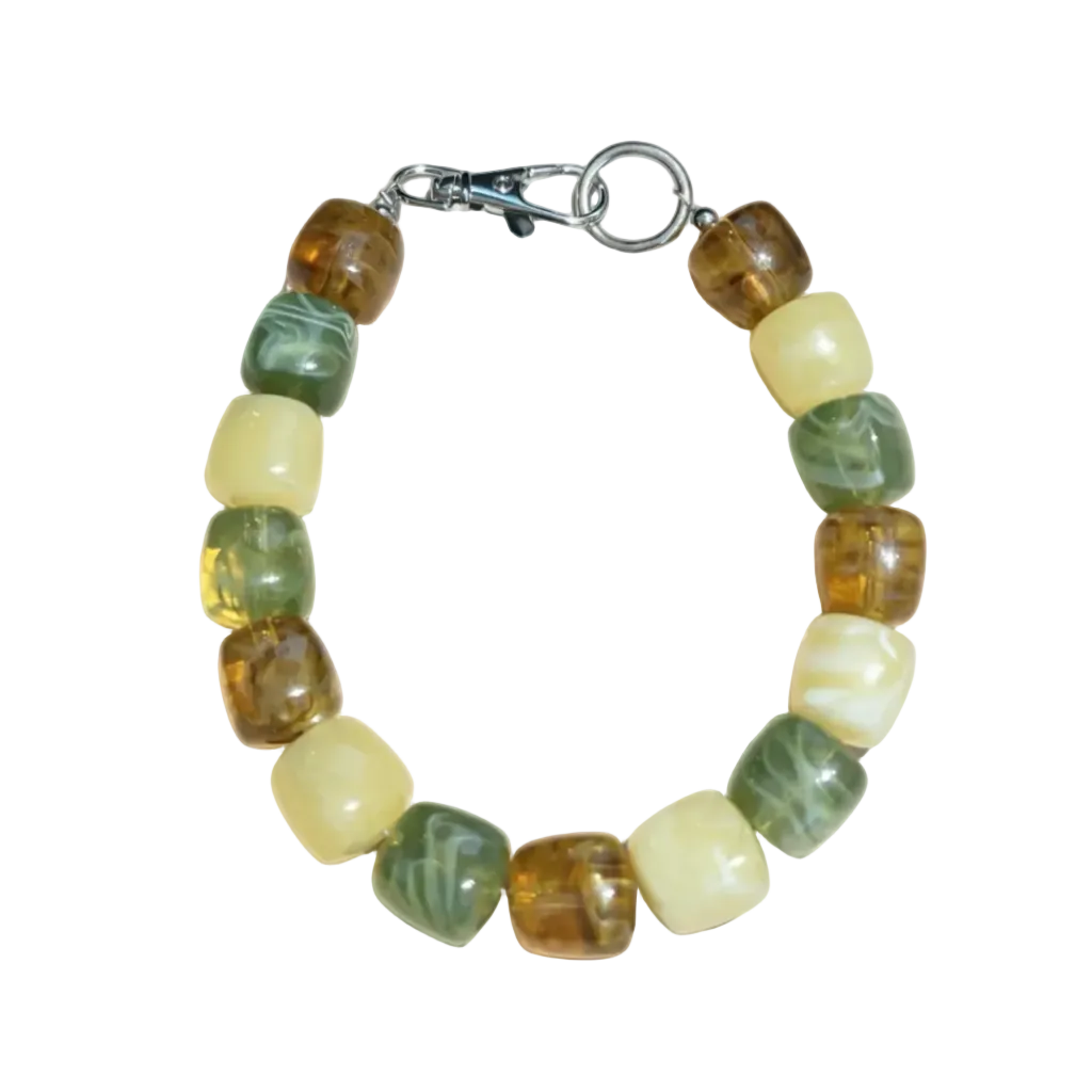 Amber Green 
